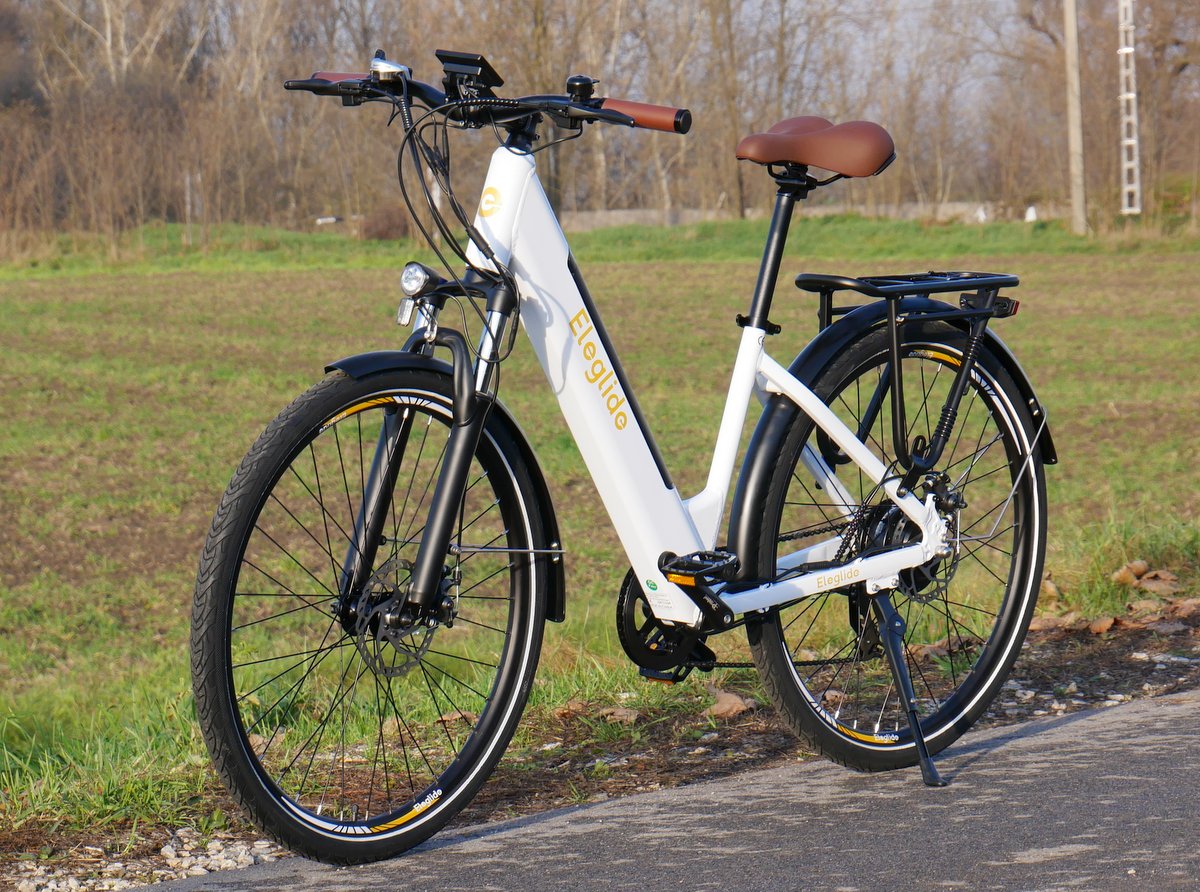 Eleglide T1 Step-Thru 250W Trekking Bike 100 KM Range 36V 13Ah Battery